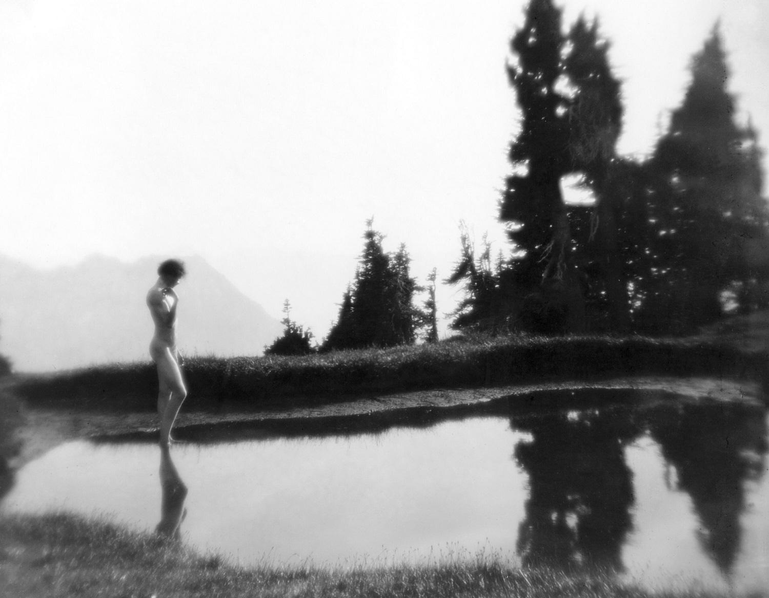 Imogen Cunningham var antagligen den första kvinnan att fotografera en naken man. Foto: Imogen Cunningham Trust