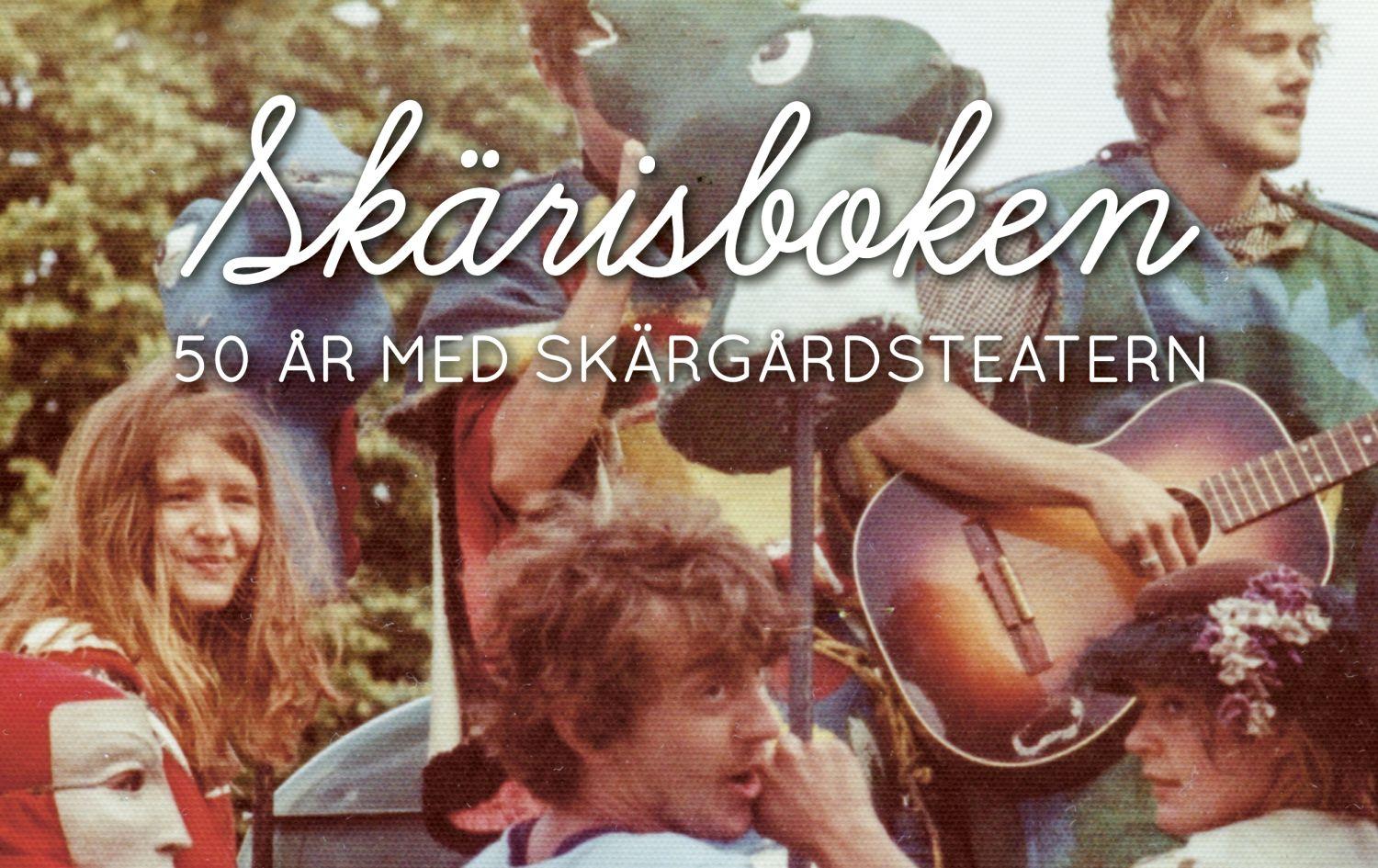 Pärm till boken om Skärgårdsteaterns 50-årshistorik.