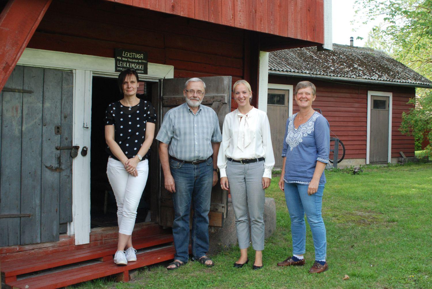 Riksdagsledamot Sandra Bergqvist på Pargas hembygdsmuseum