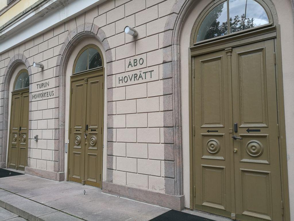 Dörrarna till Åbo hovrätt