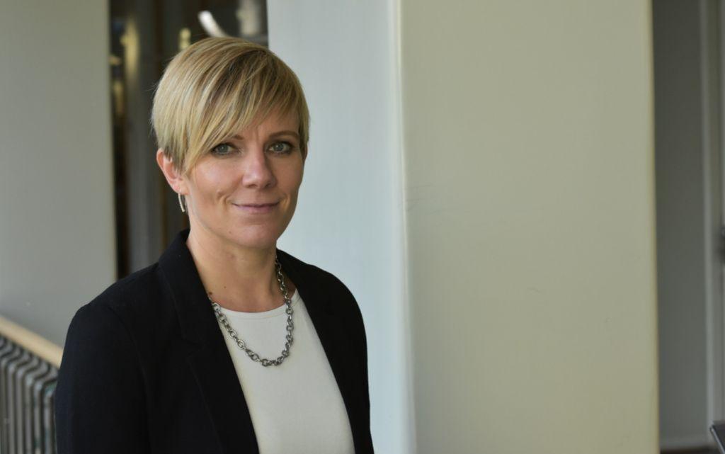 Linda Mannila påpekar att artificiell intelligens inte är något nytt, men att utvecklingen inom det här området går fruktansvärt snabbt framåt.