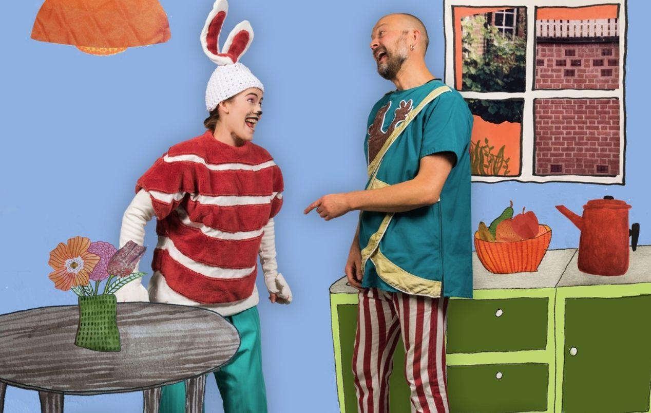 Föreställningen Hoppelina och Apan Anders har hört till Anders Grönroos största satsningar i år.