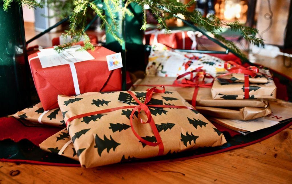 Julklappar i hög