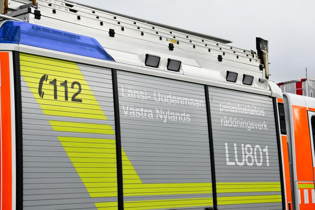 Sidan på en brandbild med texten "Västra Nylands räddningsverk"