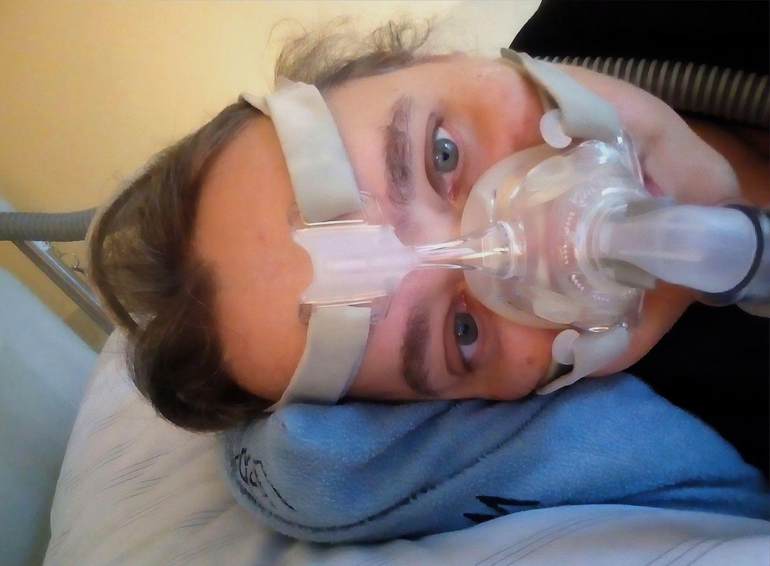Ansikte med syrmask