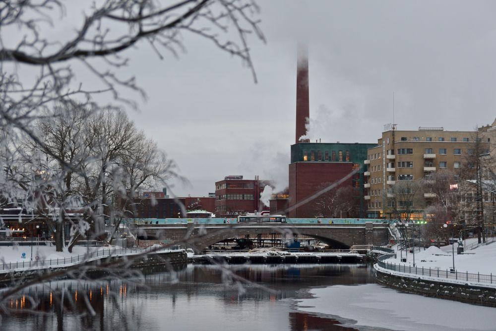 Stad med snö.