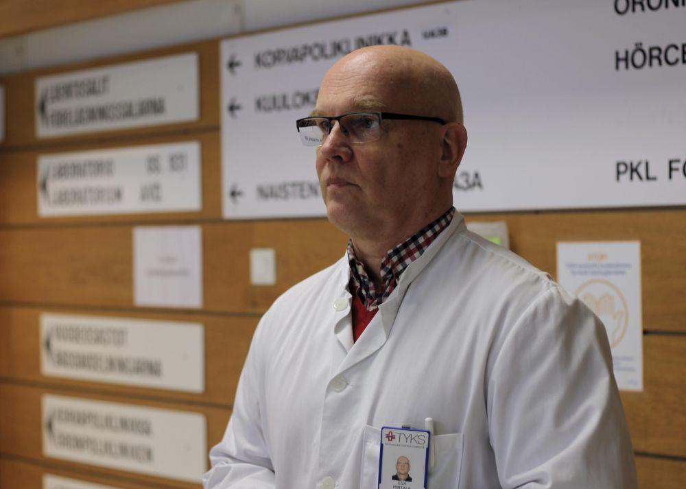 Läkare i korridor